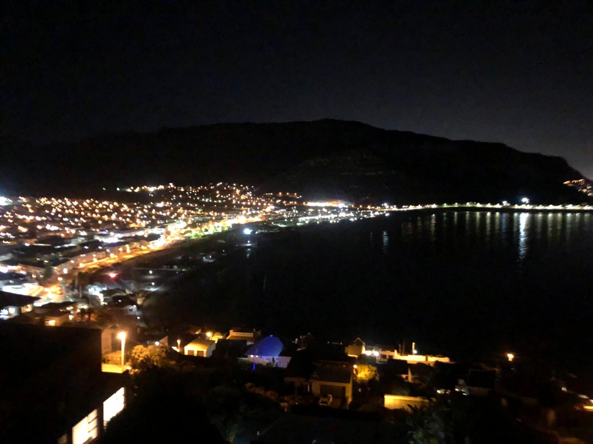 1 Mountain Rd Boutique B & B Fish Hoek Esterno foto