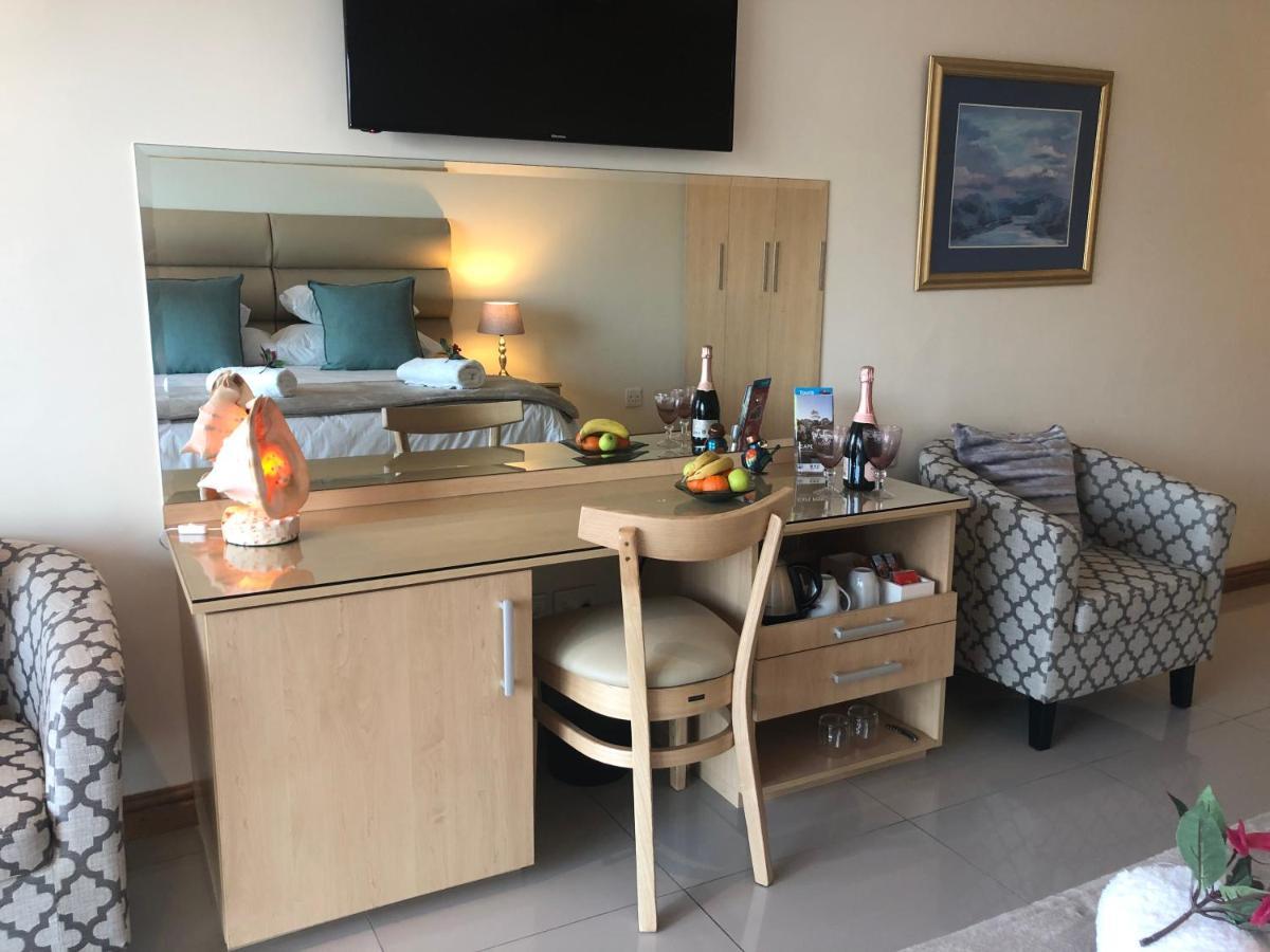 1 Mountain Rd Boutique B & B Fish Hoek Esterno foto