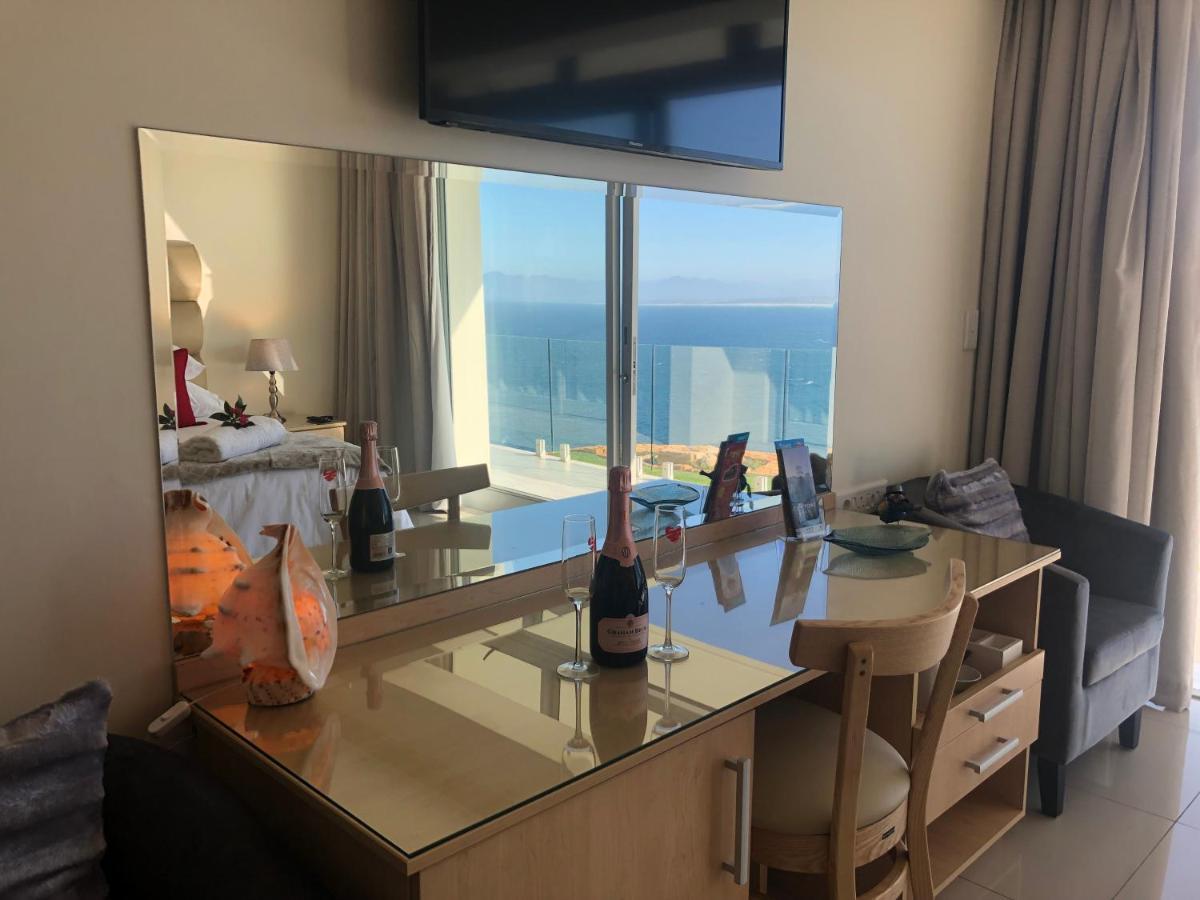 1 Mountain Rd Boutique B & B Fish Hoek Esterno foto
