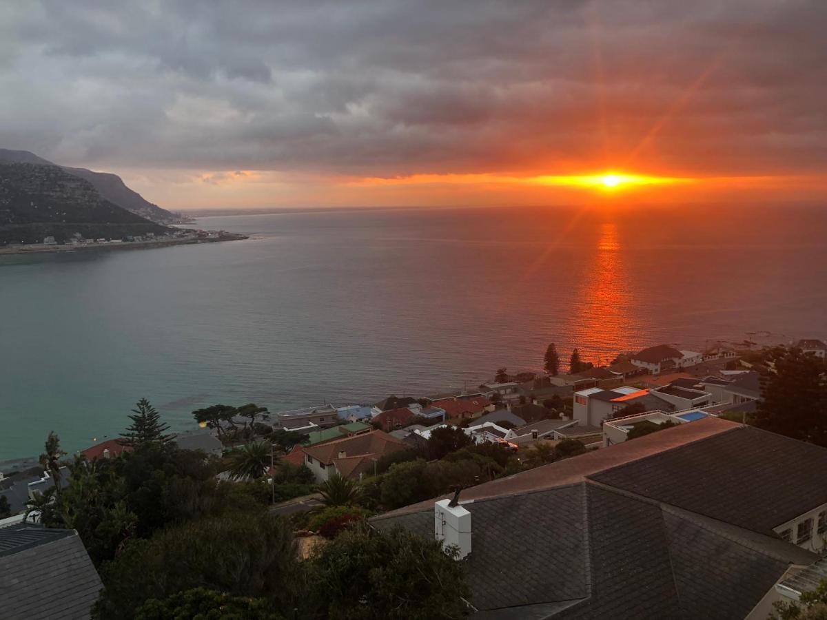 1 Mountain Rd Boutique B & B Fish Hoek Esterno foto