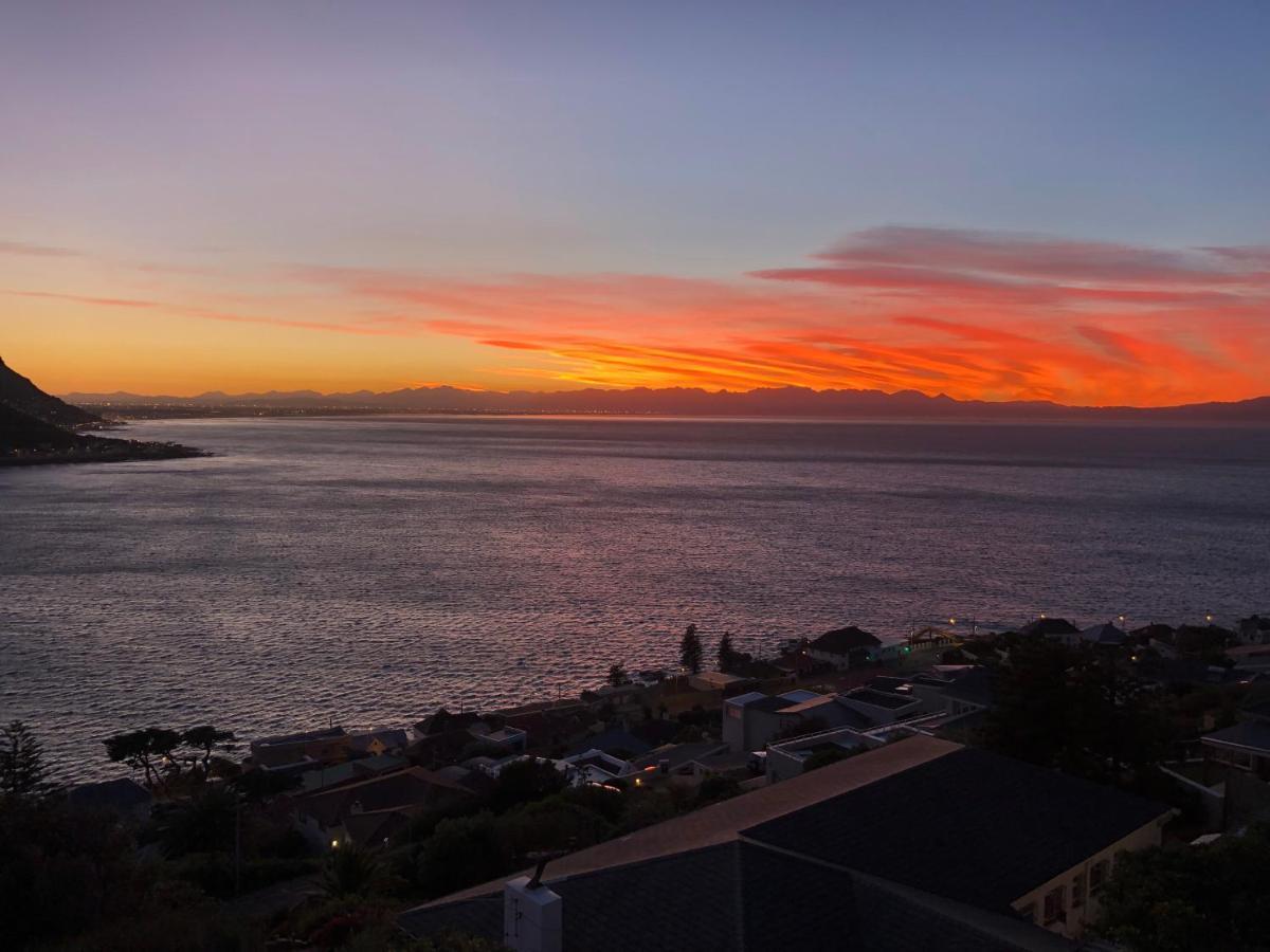 1 Mountain Rd Boutique B & B Fish Hoek Esterno foto