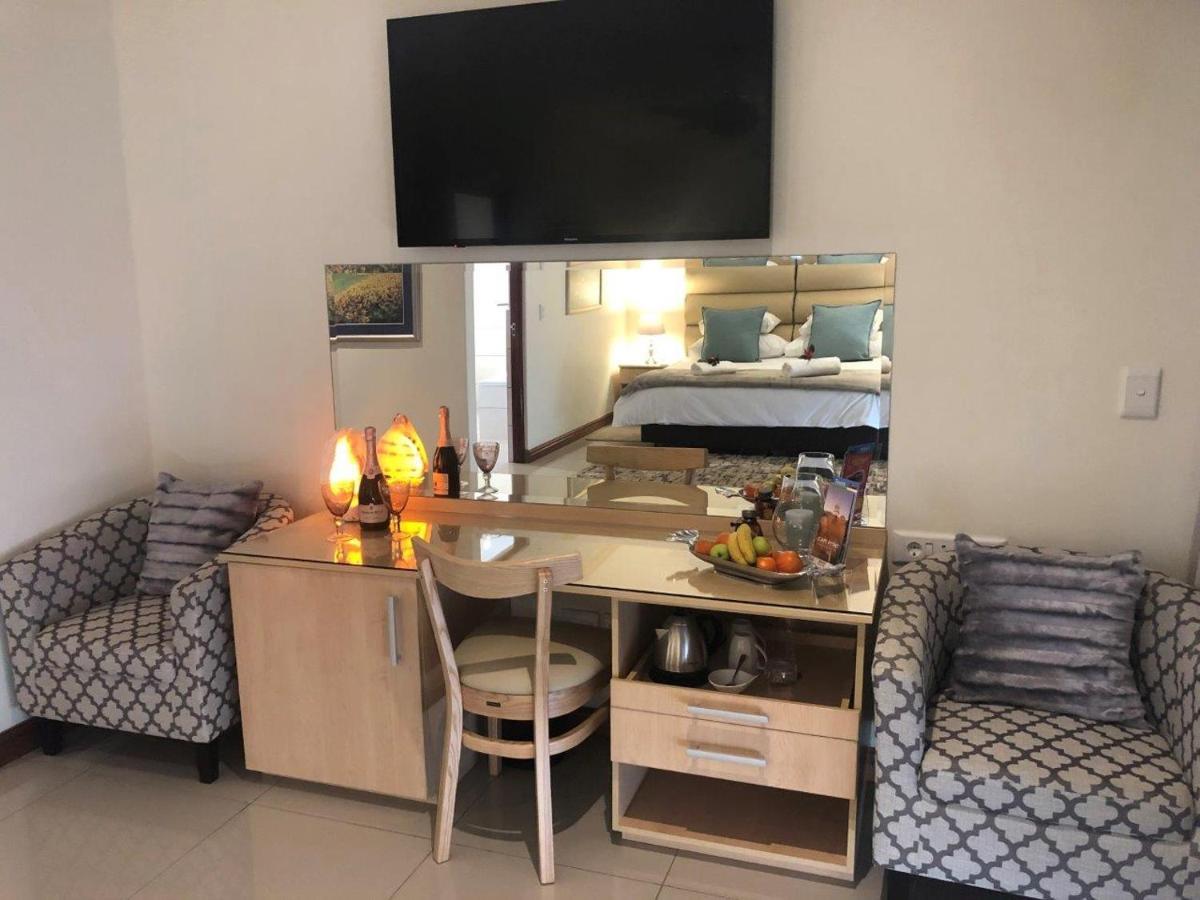 1 Mountain Rd Boutique B & B Fish Hoek Esterno foto